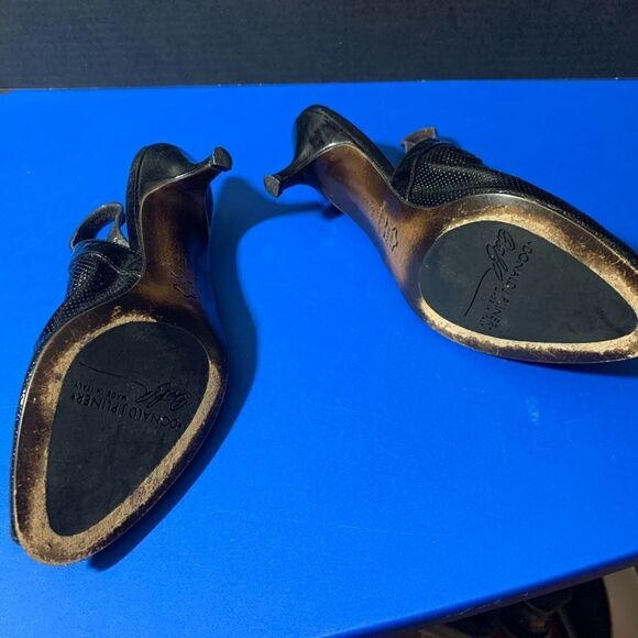 Donald J Pliner Kitten Heel Slingbacks - Picture 6 of 6